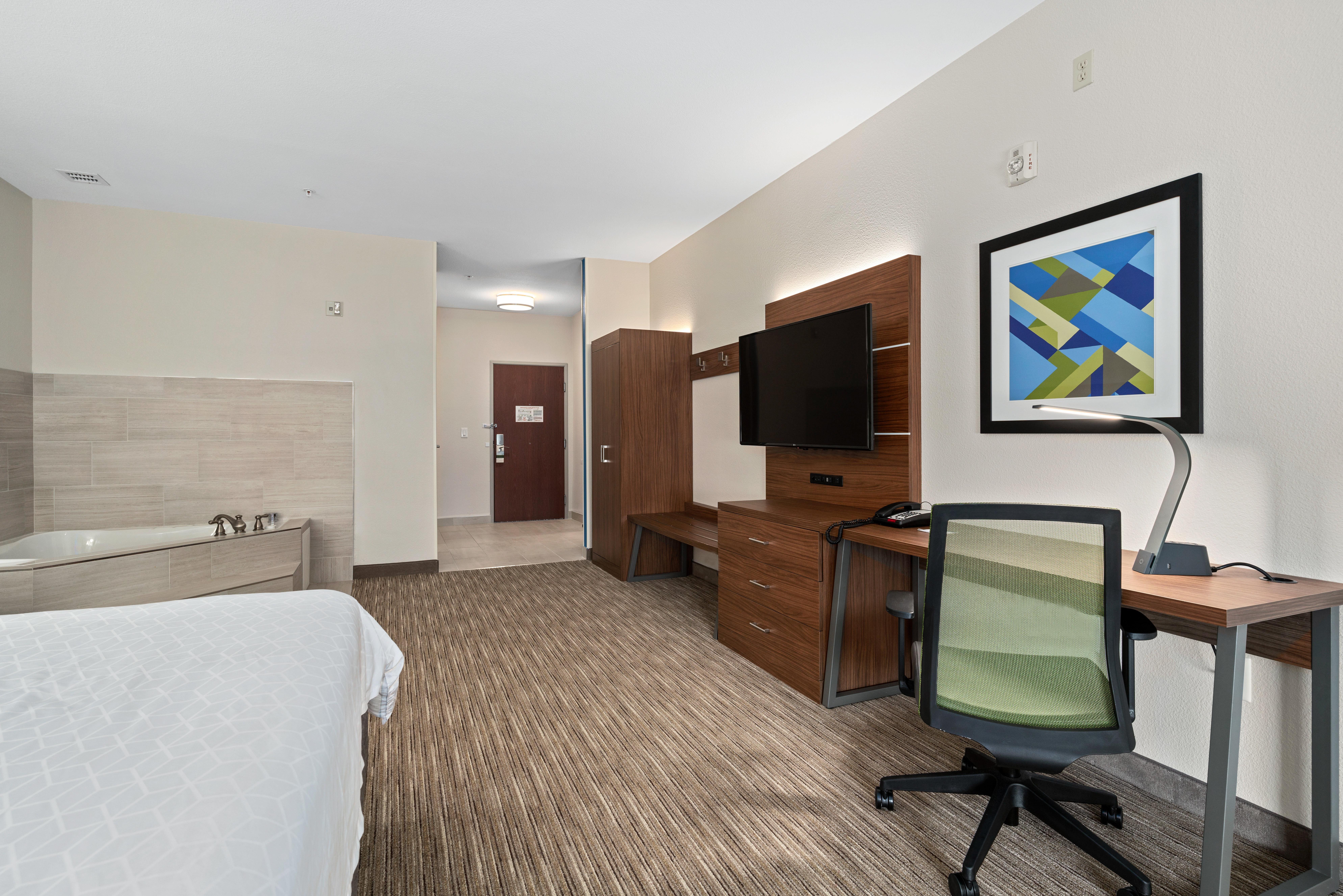 Holiday Inn Express & Suites Van Buren-Fort Smith Area, An Ihg Hotel Exterior photo