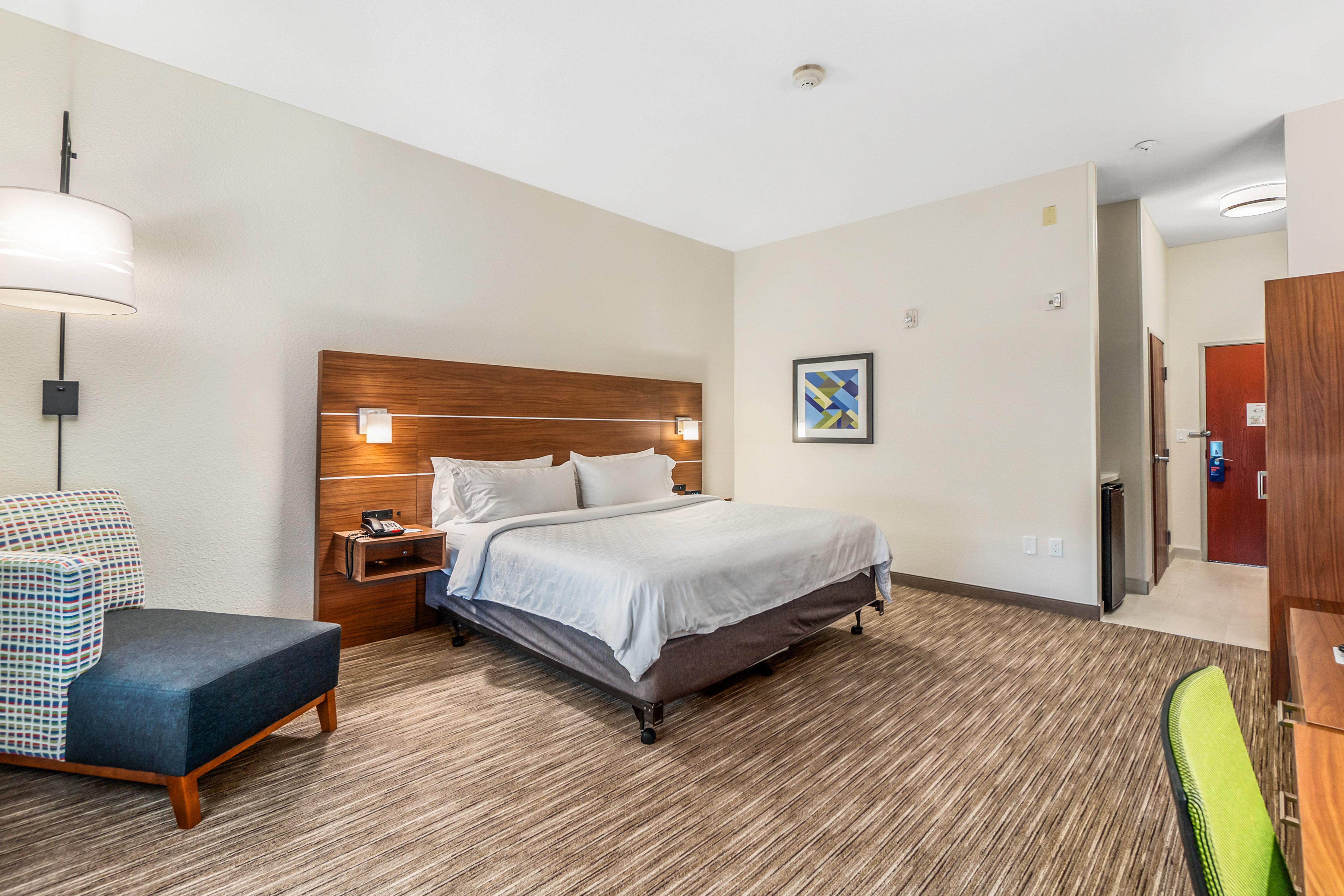 Holiday Inn Express & Suites Van Buren-Fort Smith Area, An Ihg Hotel Exterior photo