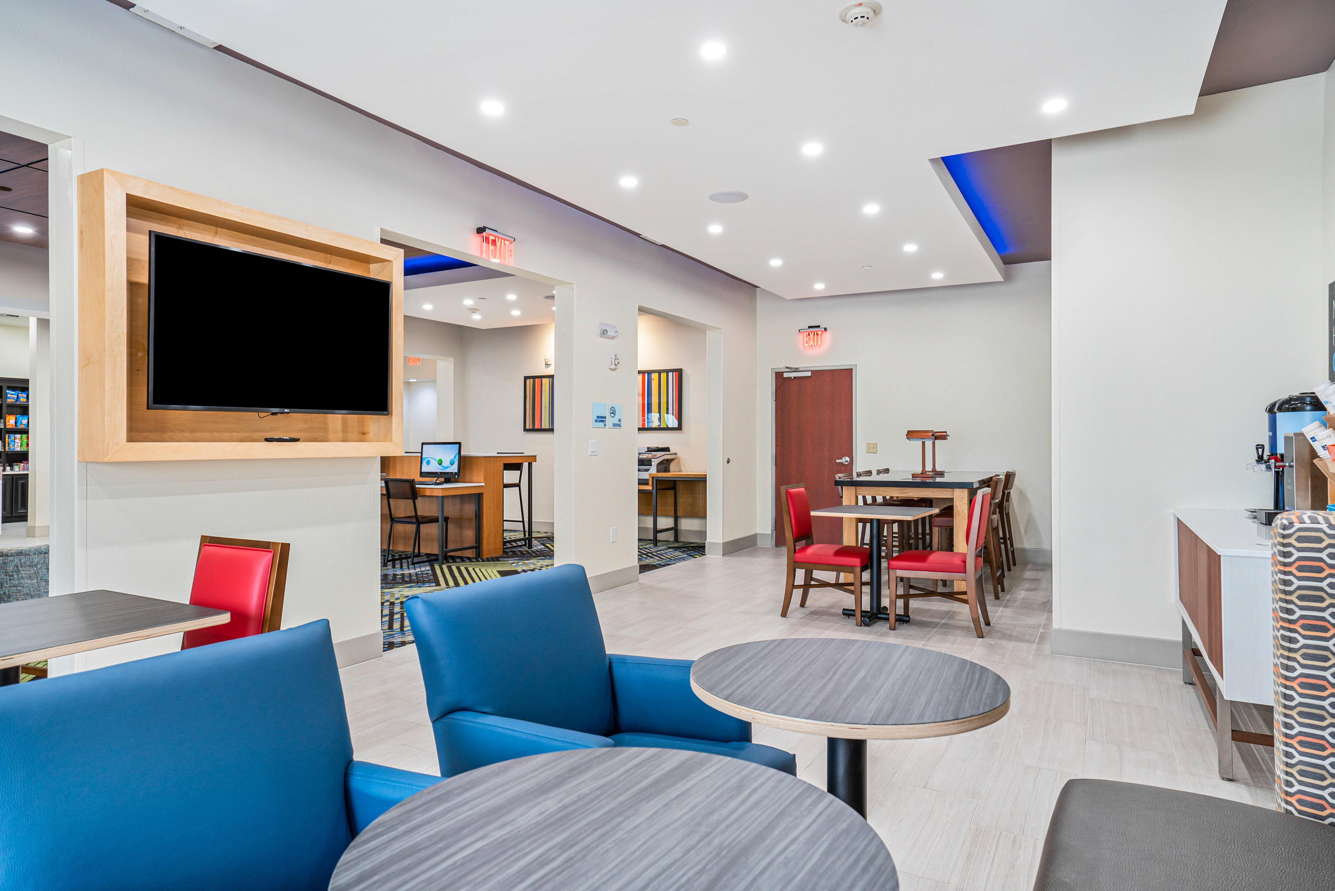 Holiday Inn Express & Suites Van Buren-Fort Smith Area, An Ihg Hotel Exterior photo